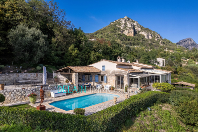 Maison à vendre à VENCE  - 10 pièces - 288 m² 