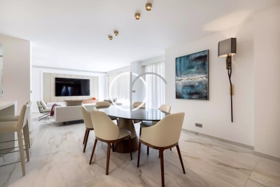 Apartment for sale in CANNES Cimiez - 3 rooms - 127 m² 