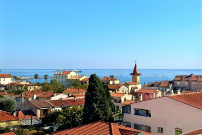 Appartement à vendre à CAGNES-SUR-MER Le Centre-Le Haut de Cagnes - 3 pièces - 72 m² 