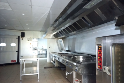 Commerce à louer à ARVEYRES  - 12 pièces - 250 m² 