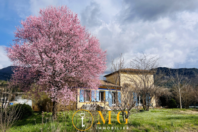 Maison à vendre à SISTERON Esparron-de-Verdon - 4 pièces - 120 m² 