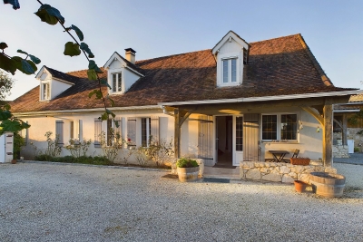 Maison &agrave; vendre &agrave; BERGERAC  - 14 pi&egrave;ces - 311 m&sup2; 