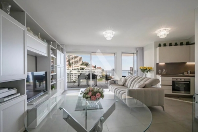 Apartment for sale in BEAUSOLEIL  - 3 rooms - 74 m² 