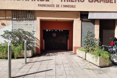 Parking/Garage à vendre à NICE    