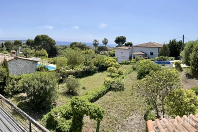 Maison à vendre à VALLAURIS La Badine - 5 pièces - 131 m² 