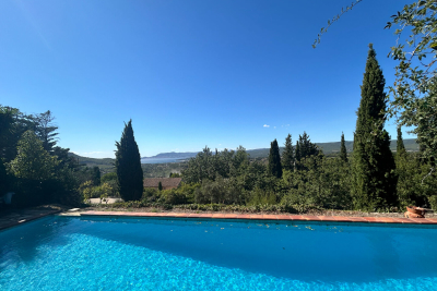 Maison à vendre à LA CADIÈRE-D'AZUR  - 6 pièces - 170 m² 