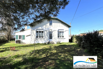 Maison à vendre à LA TREMBLADE Sud - 8 pièces - 192 m² 