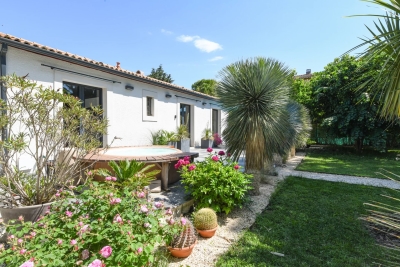 Maison à vendre à NÎMES Gaujac - 5 pièces - 221 m² 