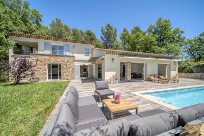 House for sale in SEILLANS  - 6 rooms - 225 m&sup2; 