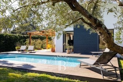 Maison à vendre à ANGLET  - 6 pièces - 208 m² 