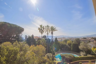 Apartment for sale in CANNES  - 3 rooms - 64 m² 