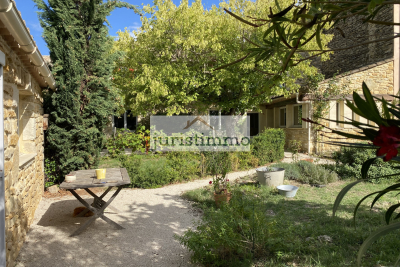 Maison &agrave; vendre &agrave; UCHAUX  - 6 pi&egrave;ces - 183 m&sup2; 