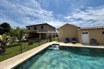 Maison à vendre à SALON-DE-PROVENCE Ceyreste - 10 pièces - 272 m² 