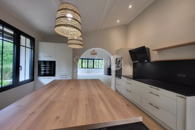 House for sale in LA TESTE-DE-BUCH   - 134 m² 