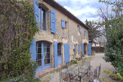 House for sale in CAVAILLON  - 6 rooms - 212 m² 