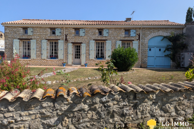 Maison à vendre à BOIS Sud - 6 pièces - 180 m² 