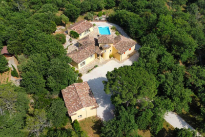 Maison à vendre meounes 