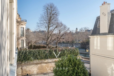 Apartment for sale in PARIS 4EME  - 2 rooms - 72 m² 