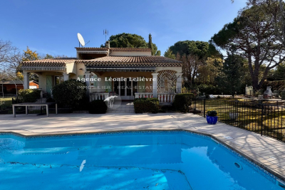 House for sale in VIDAUBAN Tourrettes - 4 rooms - 133 m² 