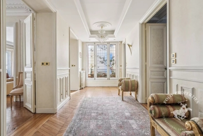 Appartement à vendre à PARIS 8EME Seine et Berges 2 - 5 pièces - 232 m² 