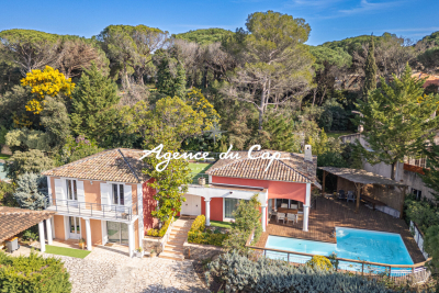 Maison à vendre à ST-RAPHAËL Peyron-Saint Sebastien - 5 pièces - 140 m² 