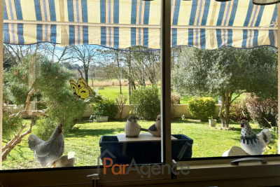 Maison à vendre à ST PALAIS SUR MER  - 4 pièces - 143 m² 