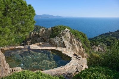 Villa à Bormes-les-Mimosas &agrave; louer à partir de 30 000 € / semaine, Photo 5
