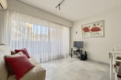Appartement à vendre à Antibes  - Studio 27 m² 