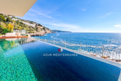 House for sale in NICE  - 5 rooms - 247 m&sup2; 