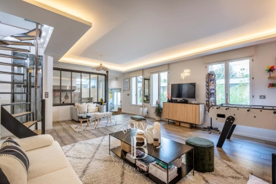 House for sale in RUEIL MALMAISON  - 8 rooms - 228 m&sup2; 