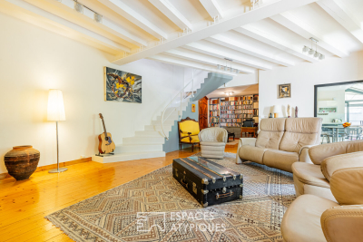 Maison à vendre à THENAC  - 10 pièces - 280 m² 