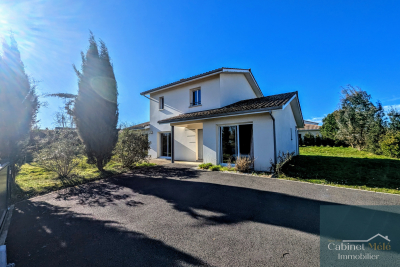 Maison à vendre à SADIRAC  - 6 pièces - 140 m² 