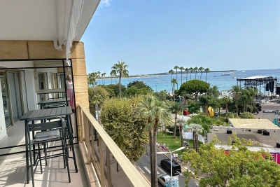 Appartement à vendre à CANNES Touët-sur-Var - 2 pièces - 53 m² 