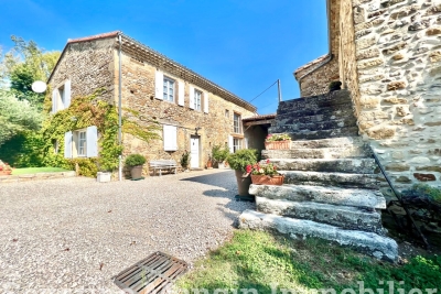 Maison à vendre à CREST Mours-Saint-Eusèbe - 9 pièces - 270 m² 