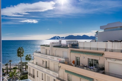 Apartment for sale in CANNES  - 3 rooms - 77 m&sup2; 