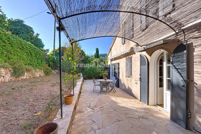 Maison à vendre à GRASSE Touët-sur-Var - 4 pièces - 140 m² 