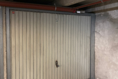 Parking/Garage à vendre à PARIS 10EME    