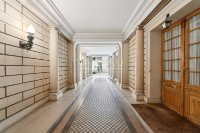Appartement à vendre à PARIS 16EME Combat 2 - 4 pièces - 127 m² 