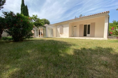 Maison à vendre à EYRAGUES  - 6 pièces - 142 m² 