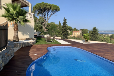 Maison à vendre maison avec vue bas lieu 