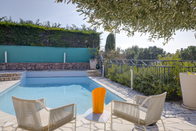 Maison à vendre plain pied et vue mer alpes maritimes 