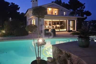 Maison à vendre vue mer jardin privatif st paul de vence