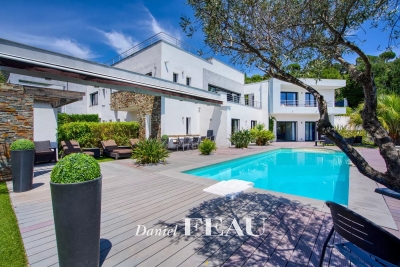 Maison à vendre appartement a vendre cavalaire sur mer 