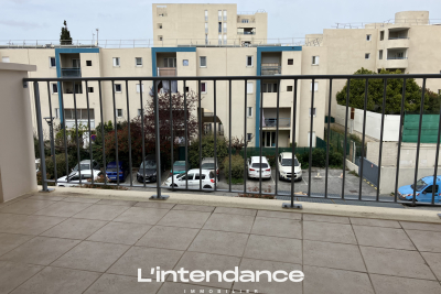 Appartement à vendre à HYÈRES  - 3 pièces - 62 m² 