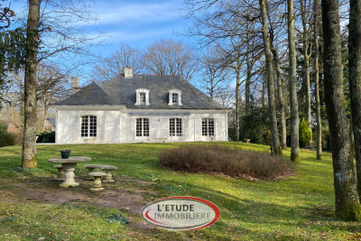 Maison à vendre à CARQUEFOU ZA  Erdre Active - 8 pièces - 197 m² 