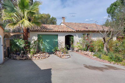 Maison à vendre à LA MOTTE  - 6 pièces - 150 m² 