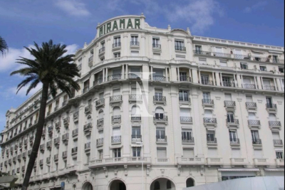 Appartement à vendre à CANNES Mont Gros - 2 pièces - 43 m² 