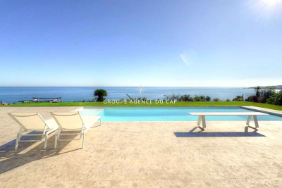 Maison à vendre à ST-AYGULF  - 5 pièces - 205 m² 