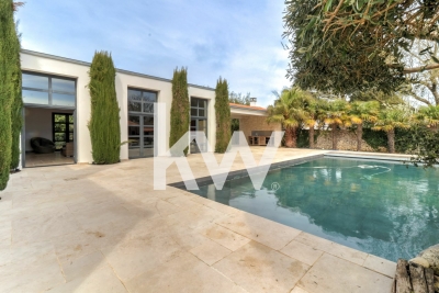 Maison à vendre à DOLUS D OLERON  - 7 pièces - 190 m² 