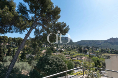 Appartement &agrave; vendre &agrave; CASSIS Vaufreges-Leon Lachamp - 6 pi&egrave;ces - 128 m&sup2; 